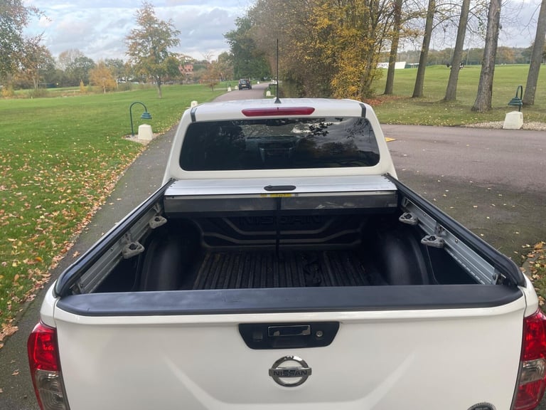 2016 Nissan Navara 2.3 dCi Acenta+ 4WD Euro 6 (s/s) 4dr PICK UP Diesel Manual