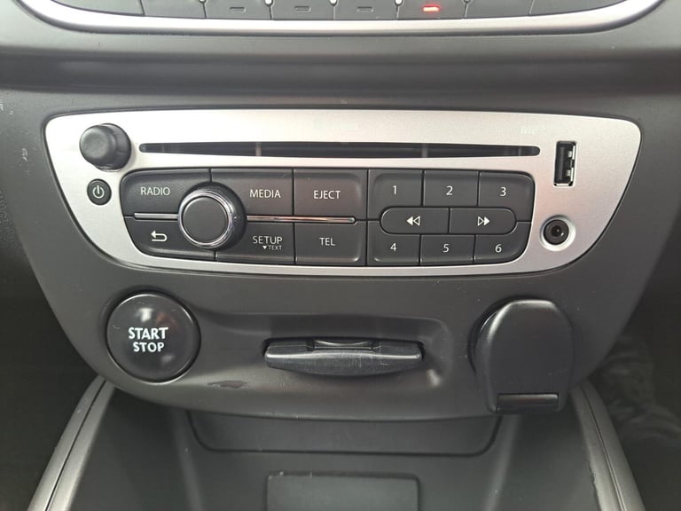 2015 Renault Megane 1.5 dCi Dynamique Nav Euro 6 (s/s) 5dr HATCHBACK Diesel Manual