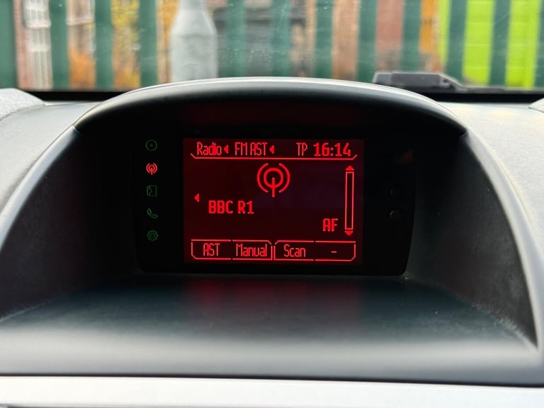 2012 Ford Fiesta 1.25 Zetec 5dr HATCHBACK Petrol Manual