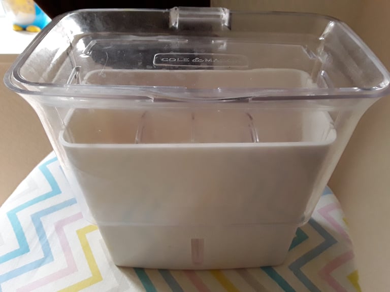 Cole & Mason Fresh Cut Kitchen Herb Keeper.  Good Used Condition