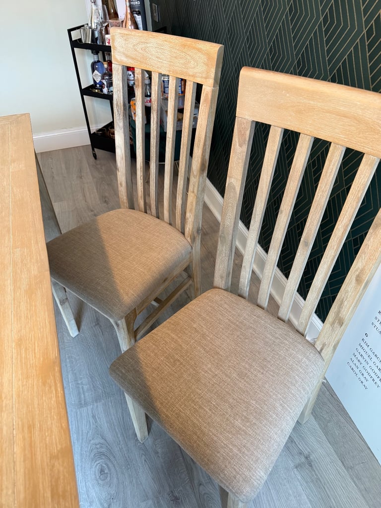 Designer rooms dining table 