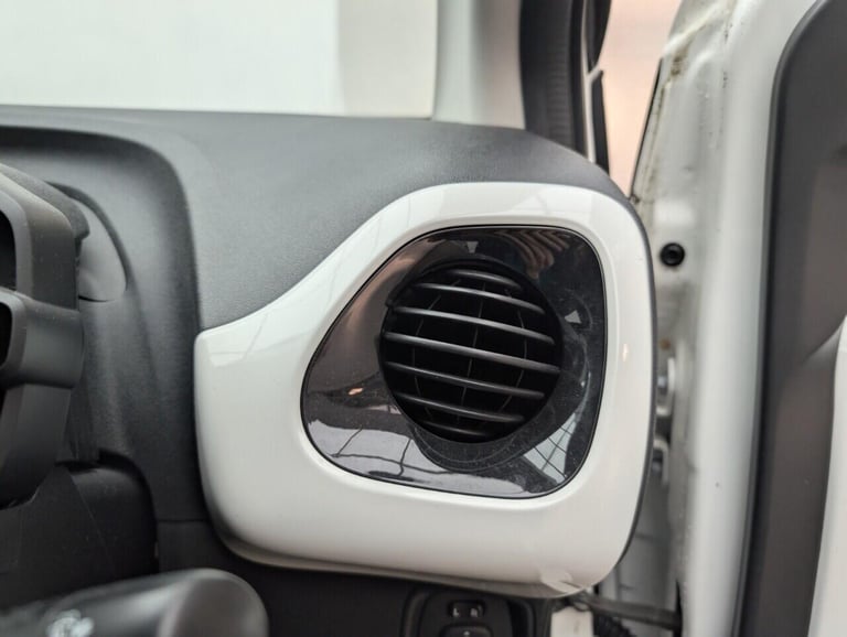 2018 Toyota AYGO 1.0 VVT-i x-press Hatchback 5dr Petrol Manual Euro 6 (68 ps) - REVERSE CAM  HATC...