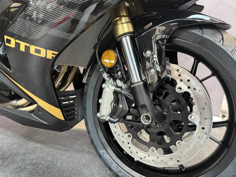 QJ MOTOR SRK 800RR SUPERSPORTS 2025 BRAND NEW 3 COLOURS TOP TECH+SPEC ONLY £6999