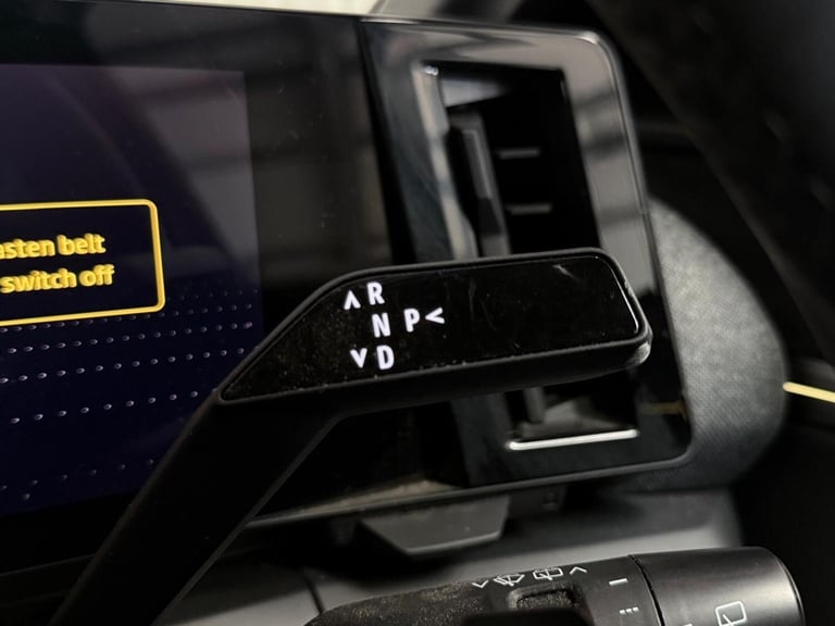 2024 Renault Megane E Tech 60kWh techno+ Auto 5dr (optimum charge) HATCHBACK Electric Automatic