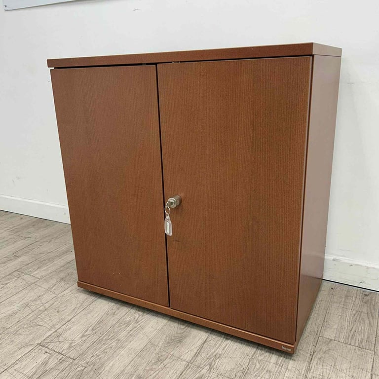 ♻️Used Office Furniture! Chairs and Table, desks, chairs and much more! Delivery Nationwide 🚚