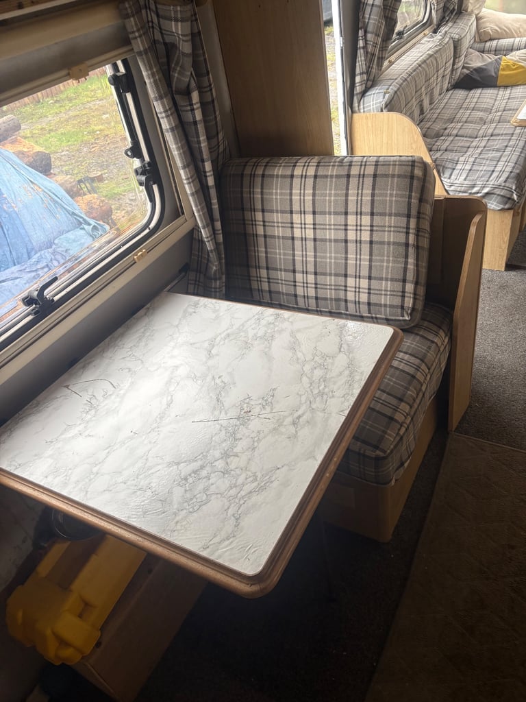 Delta twin wheel base caravan 