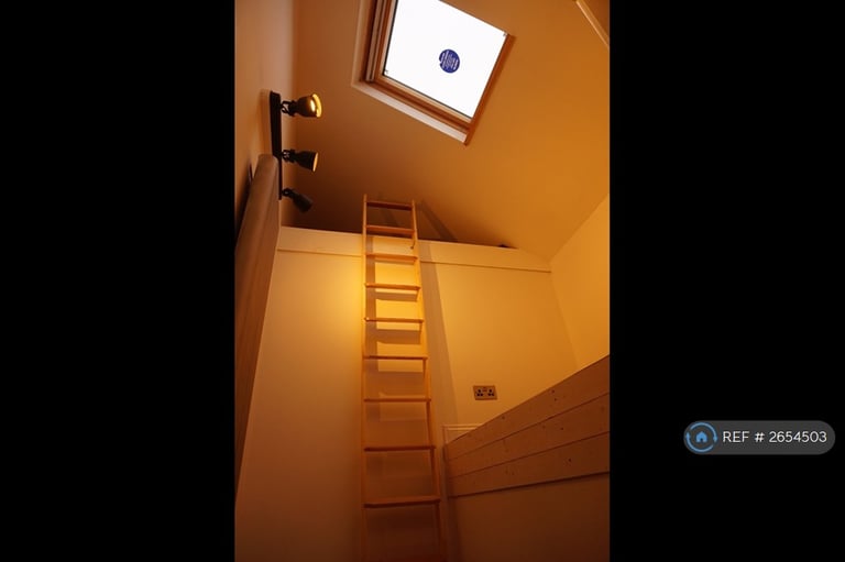 1 bedroom flat in St Pauls, Bristol, BS2 (1 bed) (#2654503)