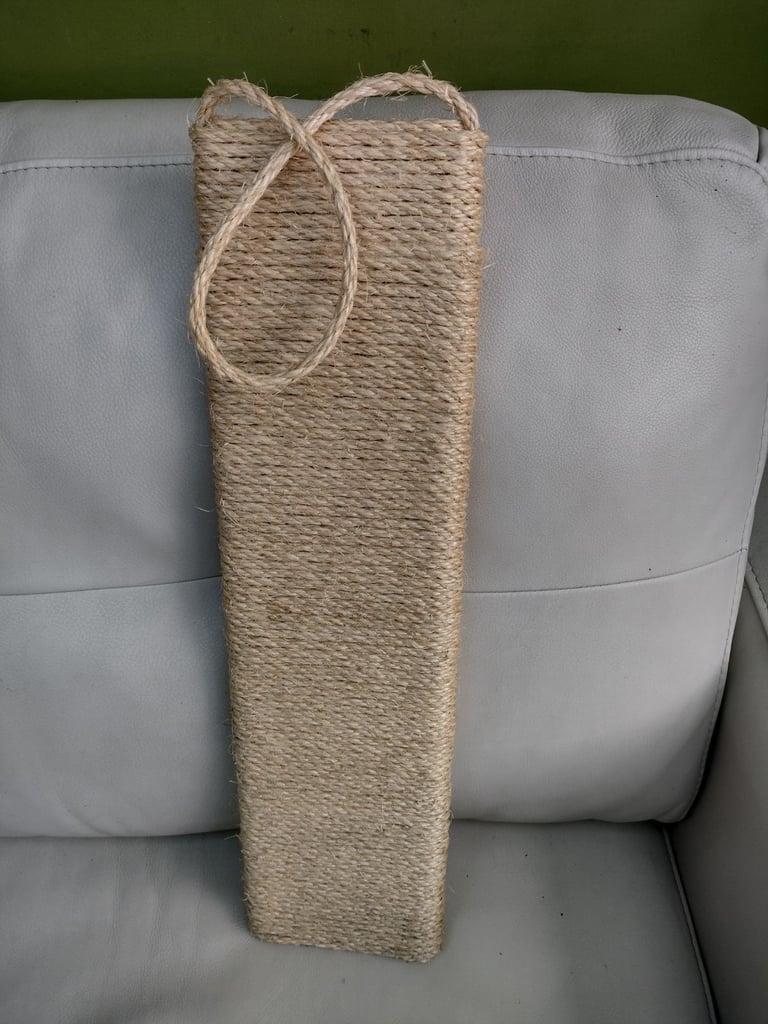 Hanging Cat Scratch Pad