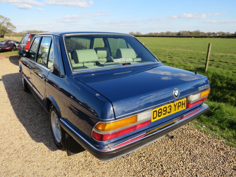 1987 BMW 5 Series 525E LUX 4 DOOR AUTO SALOON Petrol Automatic