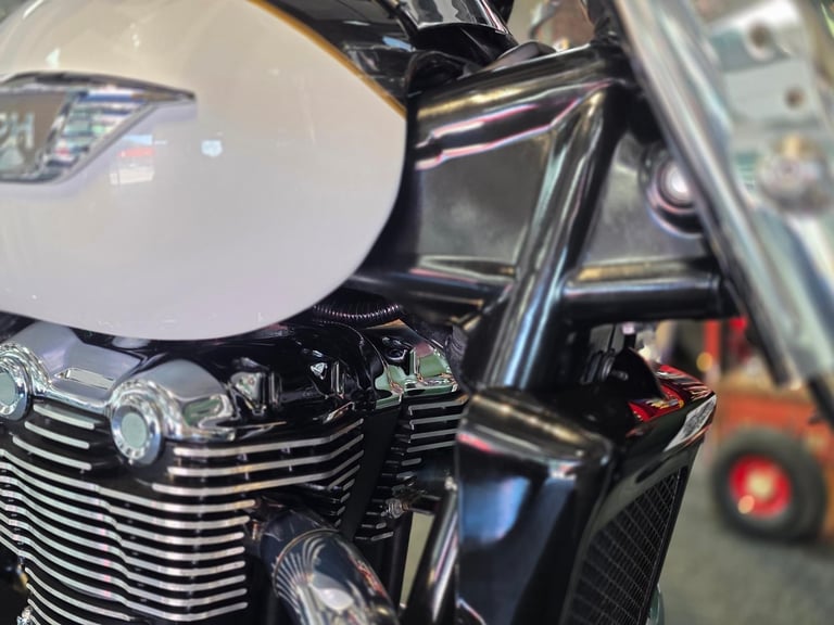 2016 TRIUMPH THUNDERBIRD 1700CC LT 15,000 MILE'S 