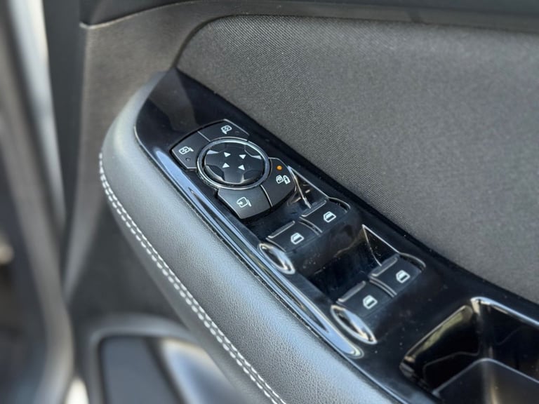 2016 Ford S-Max 2.0 TDCi Titanium Sport MPV 5dr Diesel Manual Euro 6 (s/s) (180 ps) MPV Diesel Ma...