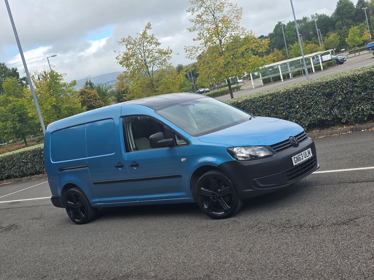 image for 2013 Volkswagen Caddy Van Lwb Maxi 5 Seater Vinyl Wrapped Golf R Alloys