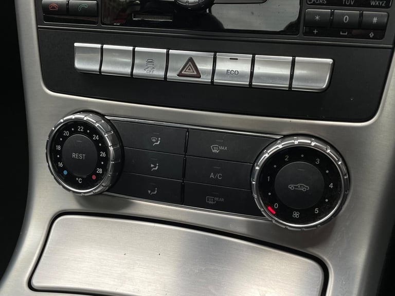  Mercedes-Benz SLK 3.5 SLK350 BlueEfficiency AMG Sport Edition 125 G-Tronic+ Euro 5 (s/s) 2dr Pet...