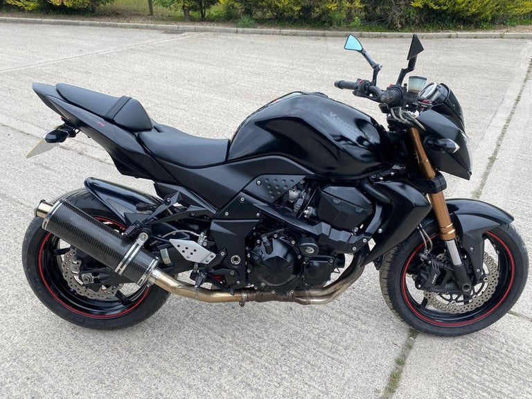 2012 12 KAWASAKI Z750R ZR 750 NBF Z750 BLACK NAKED ZR750 11k MILES ONLYNEW MOT