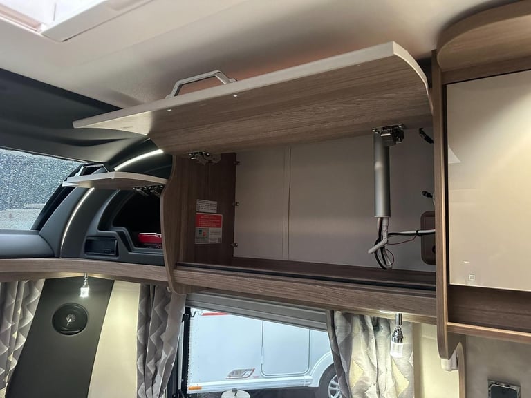 Coachman Vip 575 Solar Panel / ATC / External 240v - BBQ