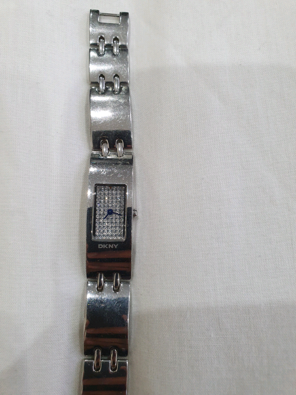Second Hand Men s Women s Watches for Sale in Fulwood