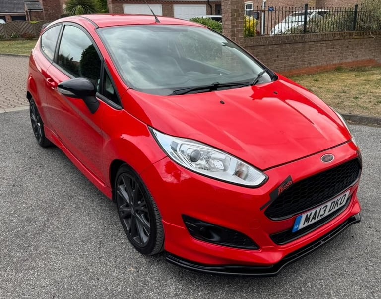 2013 FORD FIESTA 1.0T ZETEC S LONG MOT RUNS/DRIVES GREAT JUST SERVICED LOVELY! 