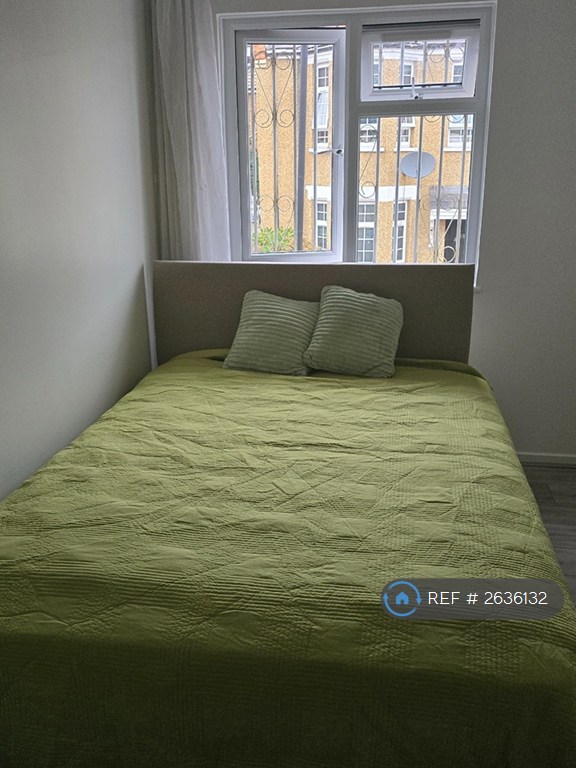 image for 1 bedroom in Kings Road, London, N22 (#2636132)