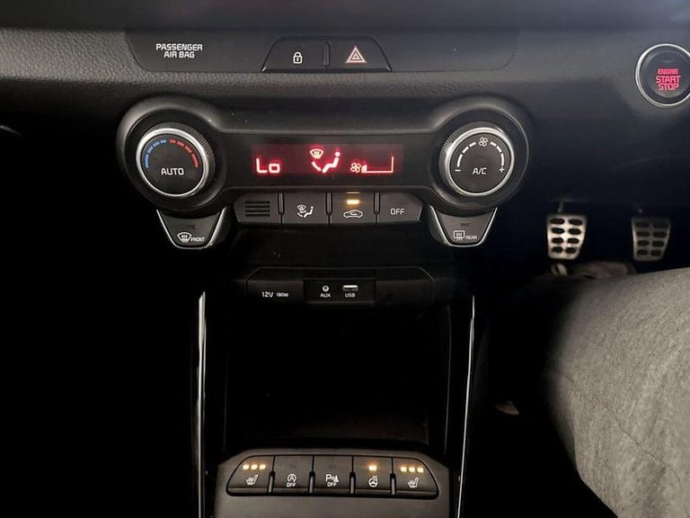 2019 Kia Stonic 1.0 T-GDi 4 Euro 6 (s/s) 5dr Manual SUV Petrol Manual