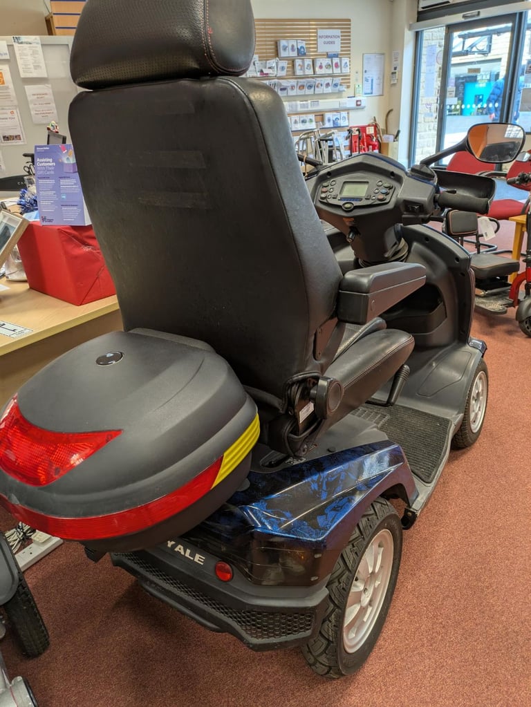 Royale electric mobility scooter