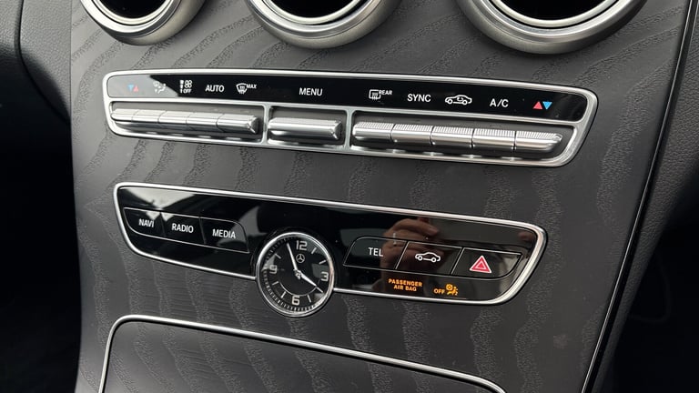 2019 Mercedes-Benz C Class C220d AMG Line Premium Plus 4dr 9G-Tronic Diesel Saloon Saloon Diesel ...
