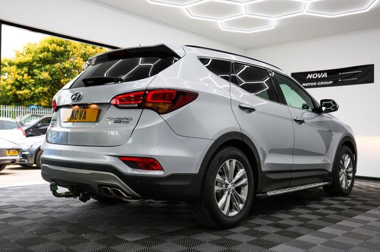 2016 Hyundai Santa Fe 2.2 CRDi Blue Drive Premium 5dr Auto [7 Seats] ESTATE DIESEL Automatic