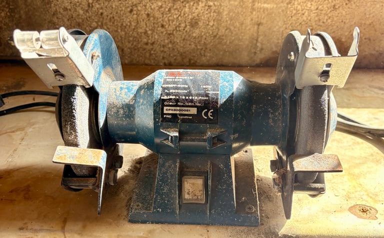 Bench Grinder TOURET À MEULER 