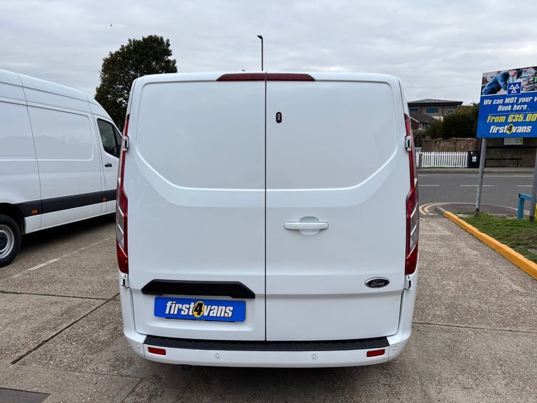 2022 Ford Transit Custom 2.0 EcoBlue 130ps Low Roof Limited Van PANEL VAN Diesel Manual