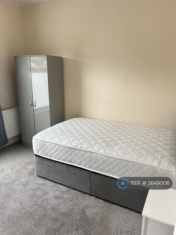 1 bedroom in Ludlow Road, Coventry, CV5 (#2649006)
