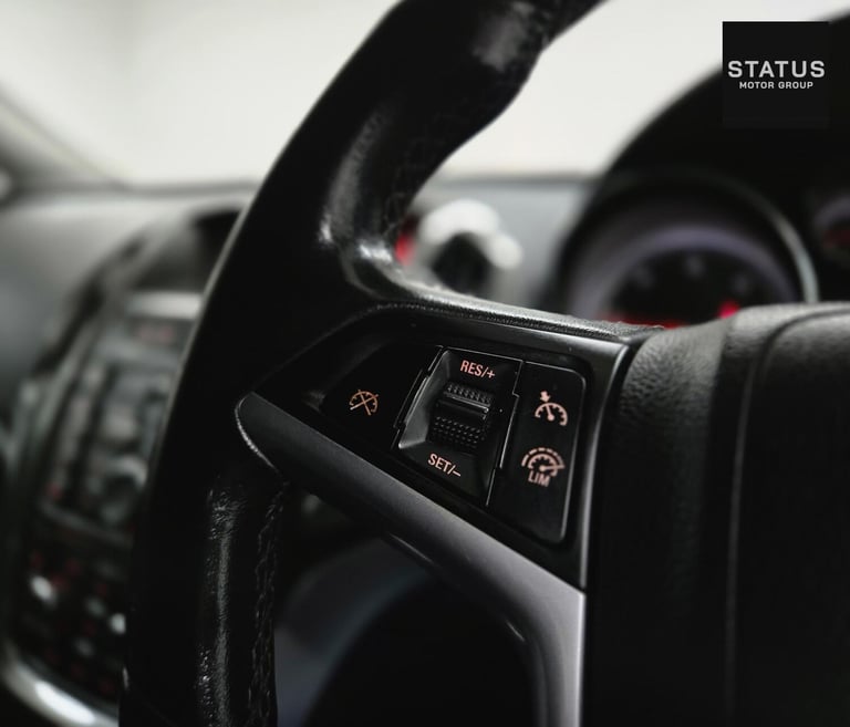 2013 Vauxhall Astra 2.0 CDTi 16V Elite [165] 5dr Auto HATCHBACK DIESEL Automatic