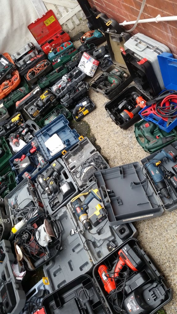 wholesale job lot variety model tools 65 tools on box ready to go or export