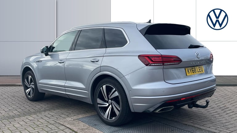 2018 Volkswagen Touareg 3.0 V6 TDI 4Motion R-Line Tech 5dr Tip Auto Diesel Estate Estate Diesel A...