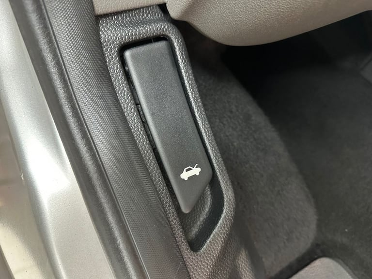 2020 Ford Tourneo Custom 2.0 EcoBlue 130ps L/R 8 Seater Titanium Auto MPV DIESEL Automatic