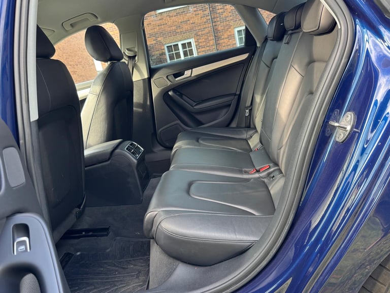 2015 Audi A4 2.0 TDI ULTRA SE TECHNIK Saloon 4dr Diesel Euro 6 S/S Long Mot Low Mileage