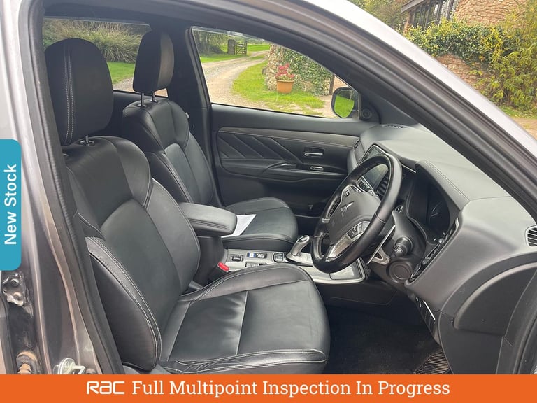 2018 Mitsubishi Outlander 2.4h TwinMotor 13.8kWh 4h SUV 5dr Petrol Plug-in Hybrid CVT 4WD Euro 6 ...