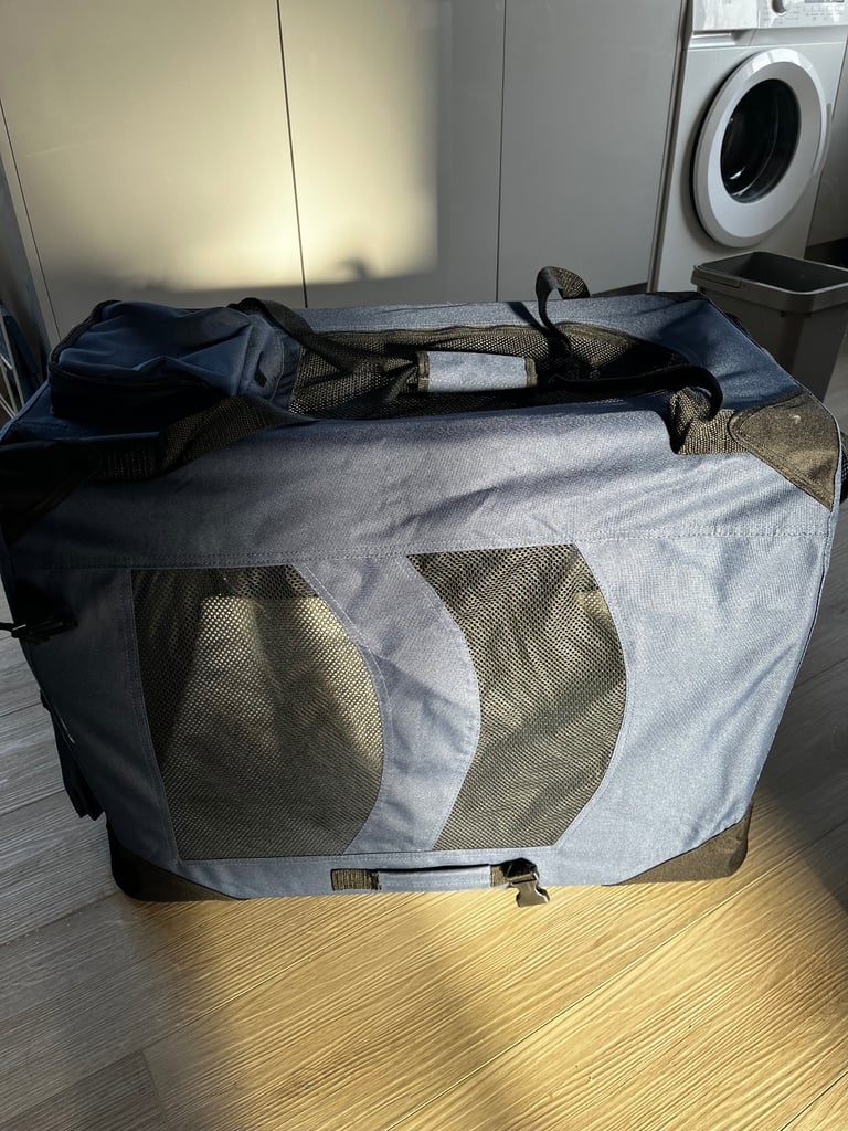Medium to  Large dog crate 
