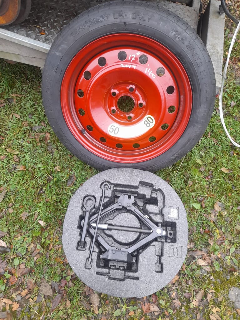 Hyundai 17 in spacesaver 