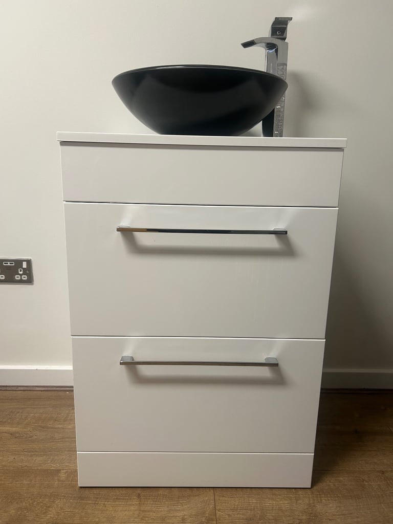 image for Bathroom sink and drawer unit 