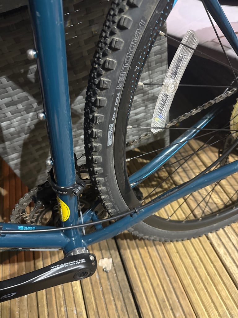 Genesis croix de fer 20 gravel bike* brand new condition** rrp £1100