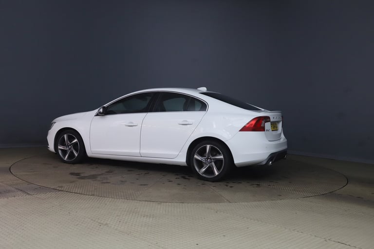 2014 Volvo S60 1.6 D2 R-Design Saloon 4dr Diesel Manual Euro 5 (s/s) (115 ps)