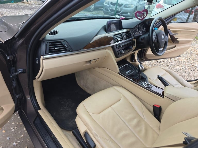 2014 BMW 3 Series 2.0 320d ED EfficientDynamics Euro 5 (s/s) 4dr Saloon Diesel Manual