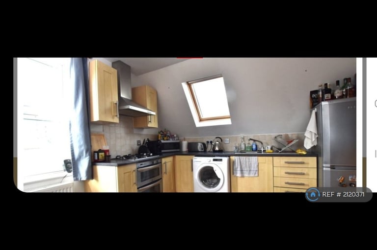 1 bedroom flat in Wessex House, Taunton, TA1 (1 bed) (#2120371)