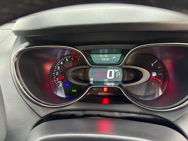 2017 Renault Captur 1.2 TCE Dynamique Nav SUV 5dr Petrol Automatic Euro 6 (s/s) (120 ps) HATCHBAC...