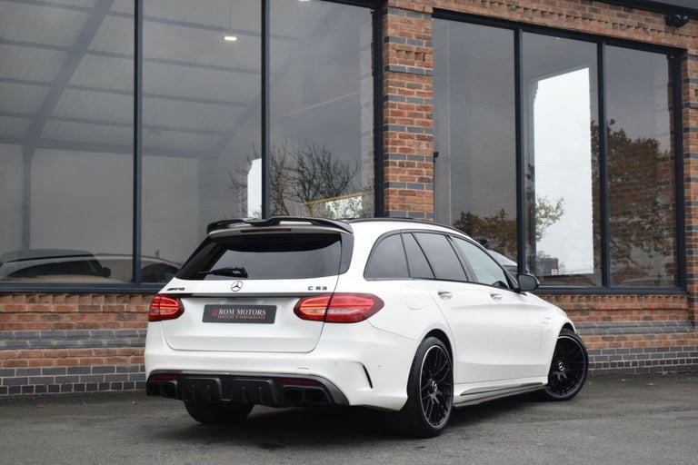 2017 66 MERCEDES-BENZ C-CLASS 4.0 C63 V8 BITURBO AMG (PREMIUM) ESTATE 5DR PETROL