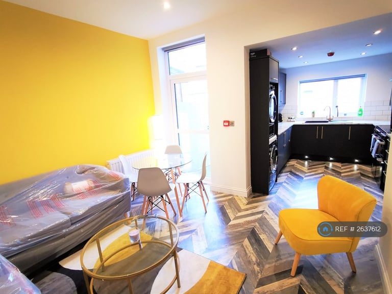 6 bedroom house in Channell Road, Fairfield, Liverpool, L6 (6 bed) (#2637612)