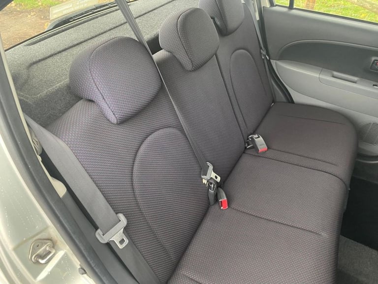 2007 Daihatsu Sirion 1.0 S Hatchback 5dr Petrol Manual (118 g/km, 68 bhp) Hatchback Petrol Manual