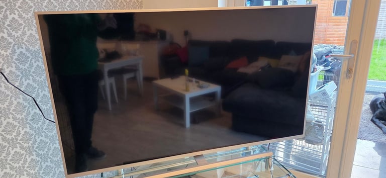 55 inch 4K Philips Ambilight Smart TV