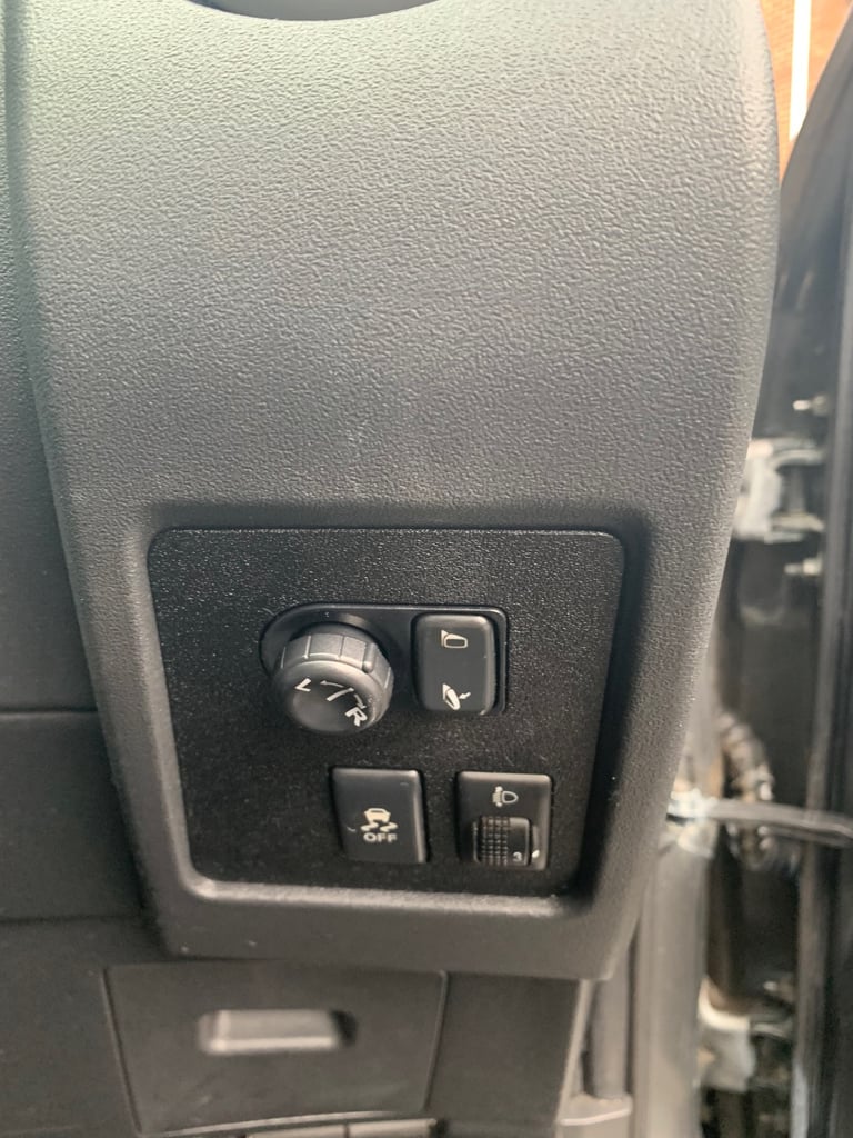 Nissan, QASHQAI, Hatchback, 2012, Manual, 1461 (cc), 5 doors