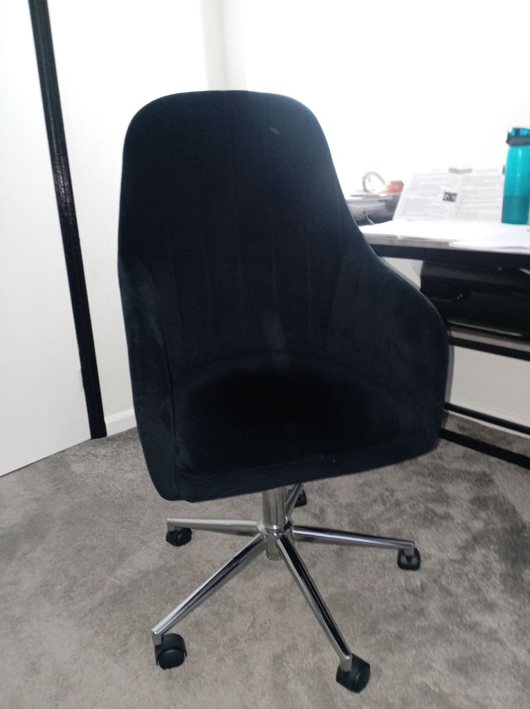 Computer chair