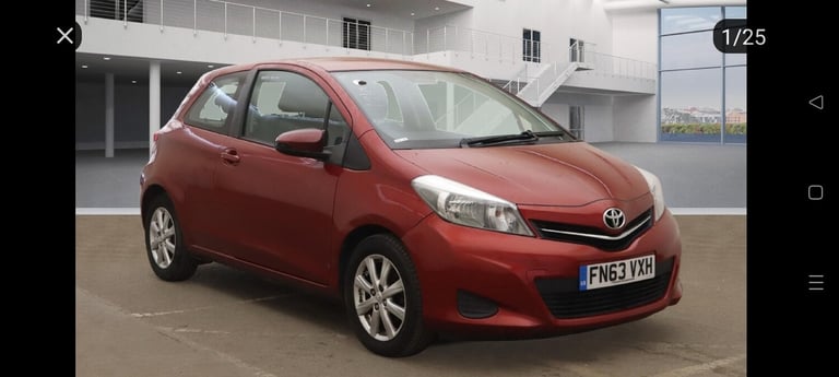 2013 Toyota Yaris 1.33 VVT-i TR 3dr ONE OWNER FSH SPARE KEY  HATCHBACK Petrol Manual